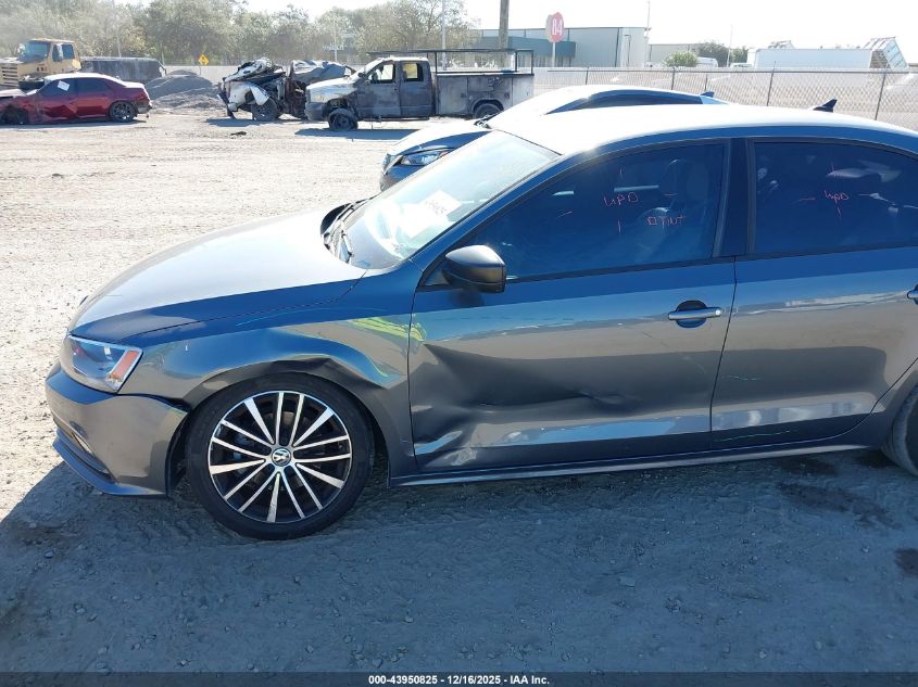 2016 Volkswagen Jetta 1.8T Sport VIN: 3VWD17AJ5GM405287 Lot: 43950825