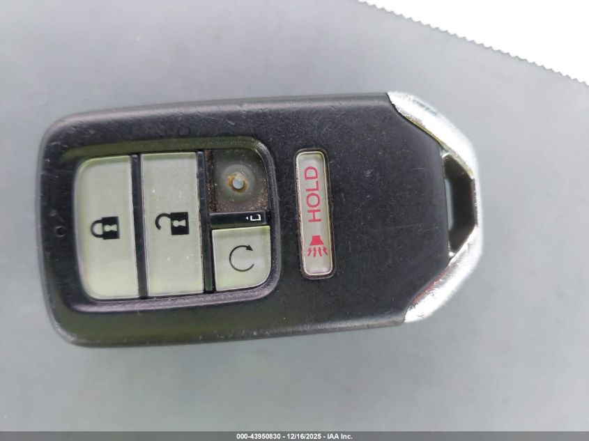 2016 Honda Pilot Touring VIN: 5FNYF5H90GB008225 Lot: 43950830