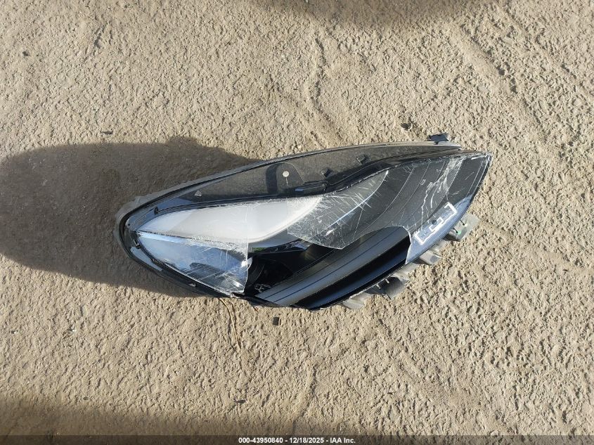 2017 Toyota Prius Four Touring VIN: JTDKARFU0H3032820 Lot: 43950840