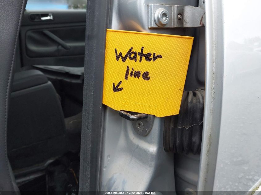 2005 Volkswagen Passat Gls Tdi VIN: WVWAE63B25E032755 Lot: 43950851