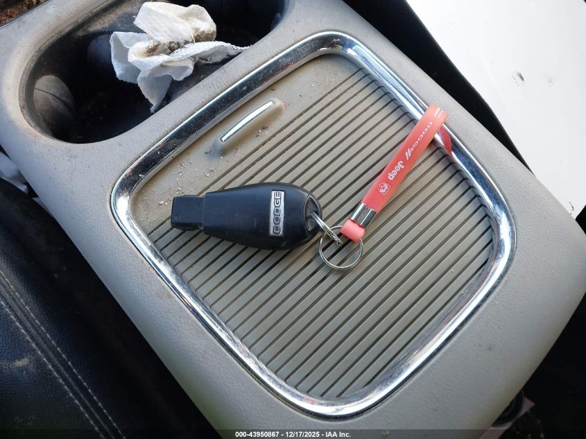 2017 Dodge Grand Caravan Sxt VIN: 2C4RDGCG5HR692447 Lot: 43950867