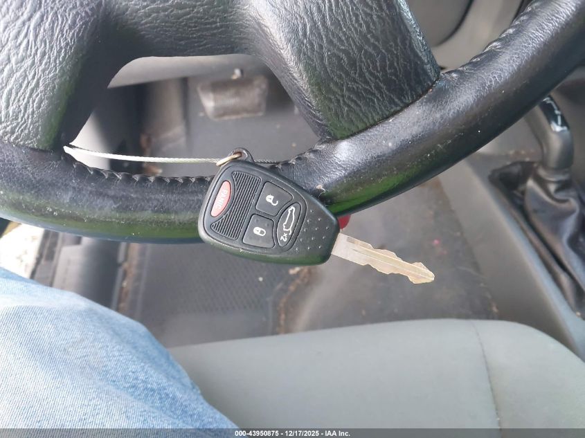 2005 Jeep Liberty Sport VIN: 1J4GL48K45W531445 Lot: 43950875