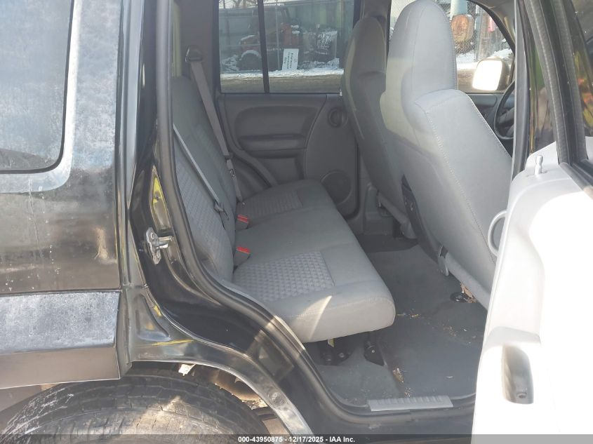 2005 Jeep Liberty Sport VIN: 1J4GL48K45W531445 Lot: 43950875