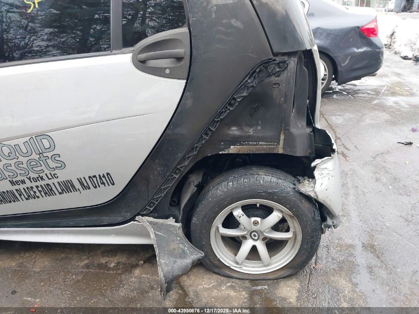 2013 Smart Fortwo Passion VIN: WMEEJ3BA1DK679511 Lot: 43950876