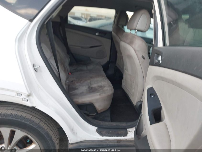 2016 Hyundai Tucson Se VIN: KM8J33A4XGU110809 Lot: 43950890