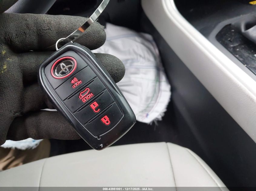 2024 Toyota Grand Highlander Xle VIN: 5TDAAAB54RS042178 Lot: 43951001