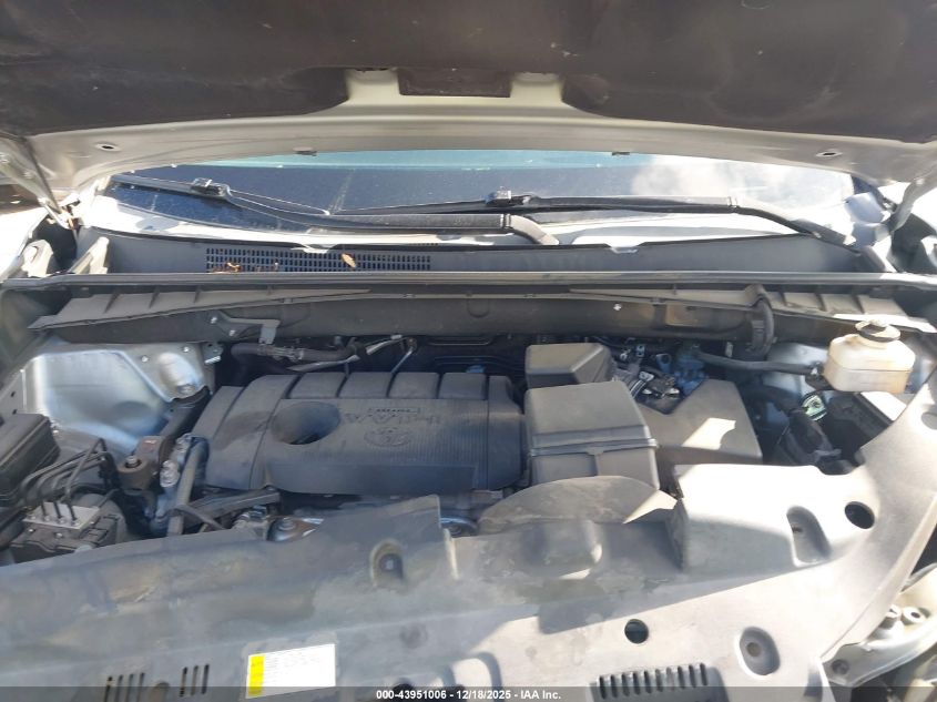 2019 Toyota Highlander Le VIN: 5TDZARFH4KS059798 Lot: 43951006