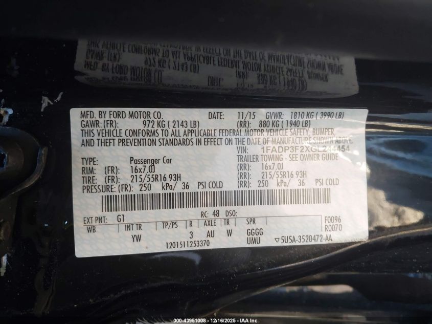 2016 Ford Focus Se VIN: 1FADP3F2XGL244454 Lot: 43951008