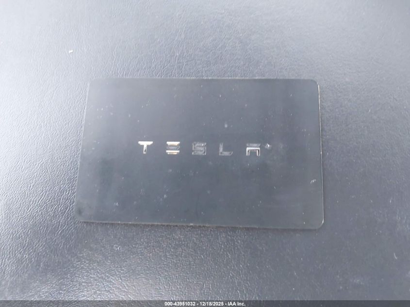 2018 Tesla Model 3 Long Range/Performance VIN: 5YJ3E1EBXJF097578 Lot: 43951032