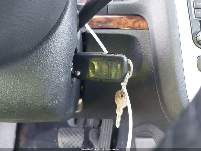 2009 Volkswagen Eos Lux VIN: WVWFA71F19V018333 Lot: 43951036