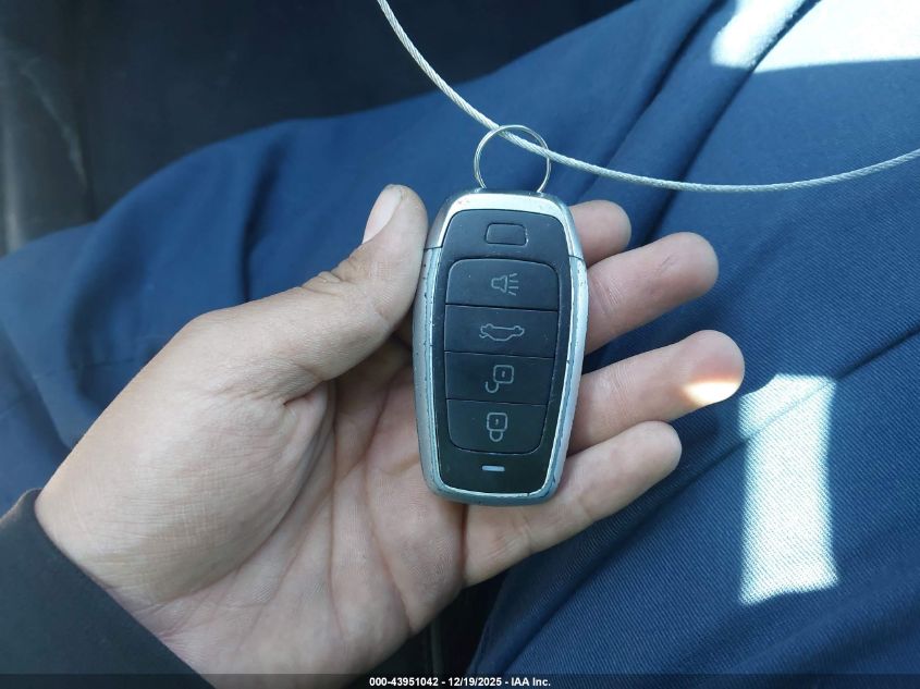 2015 Hyundai Genesis 5.0 VIN: KMHGN4JF0FU027593 Lot: 43951042