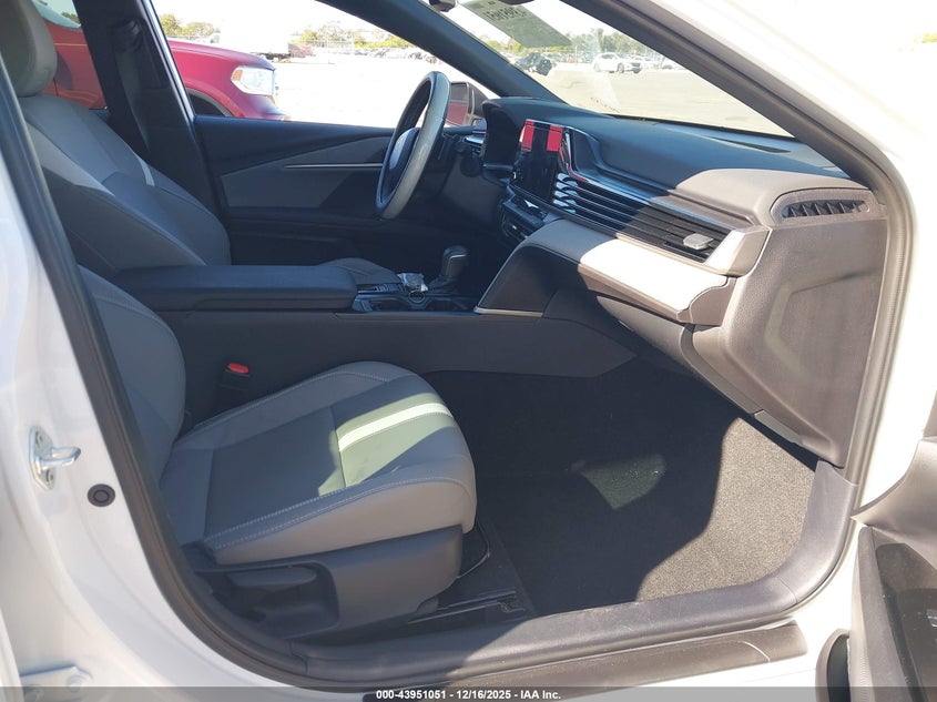 4T1DAACK3SU190675 2025 TOYOTA CAMRY photo no. 5