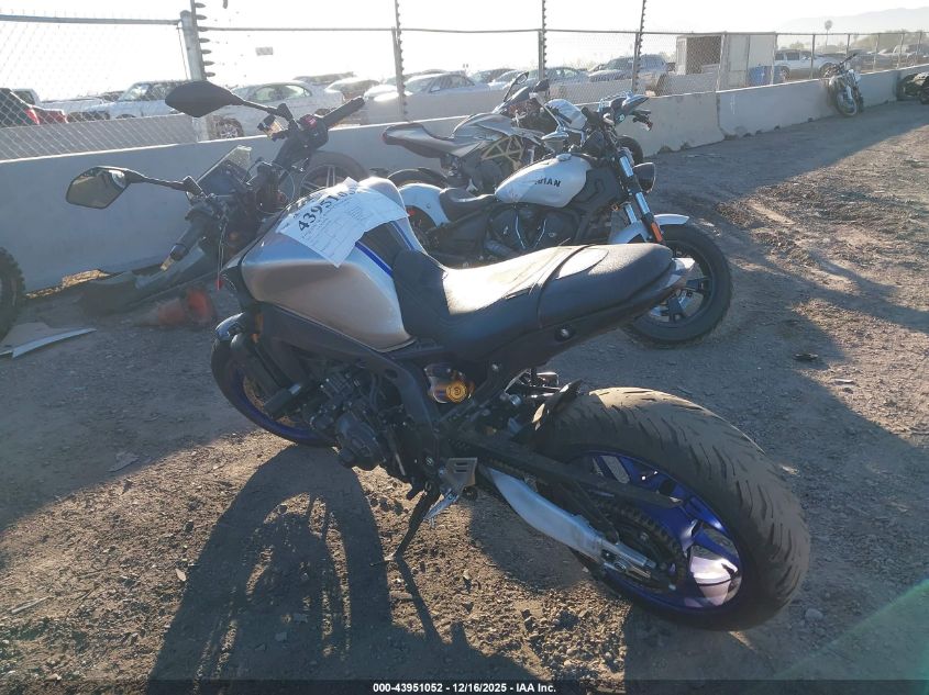 2022 Yamaha Mt09 D VIN: JYARN72E6NA001046 Lot: 43951052