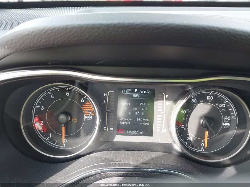 2019 Jeep Cherokee Latitude Fwd VIN: 1C4PJLCB1KD114658 Lot: 43951059