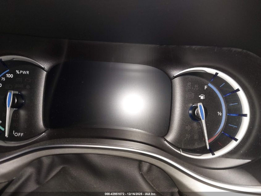 2023 Chrysler Pacifica Hybrid Limited VIN: 2C4RC1S72PR584349 Lot: 43951072