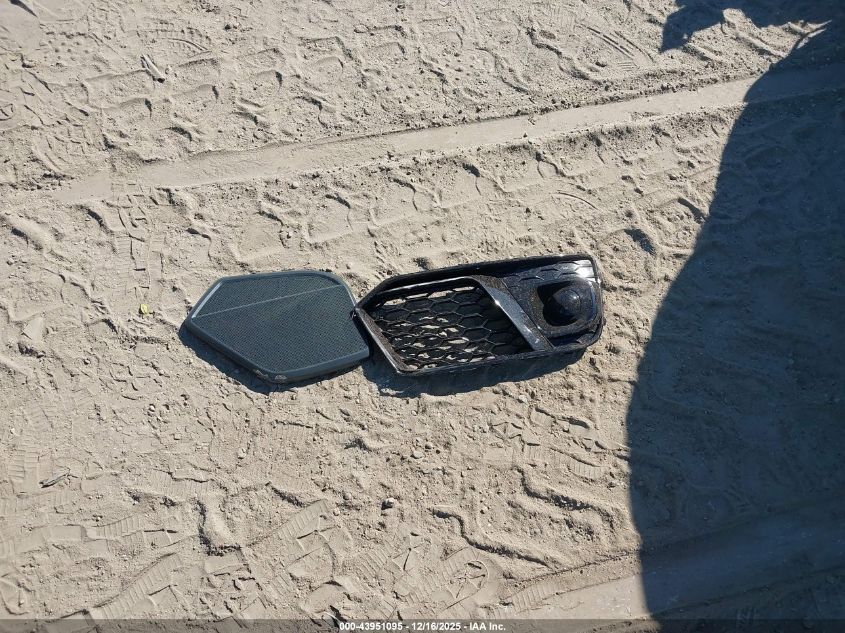 2018 Audi Q5 2.0T Premium/2.0T Tech Premium VIN: WA1ANAFY2J2201567 Lot: 43951095