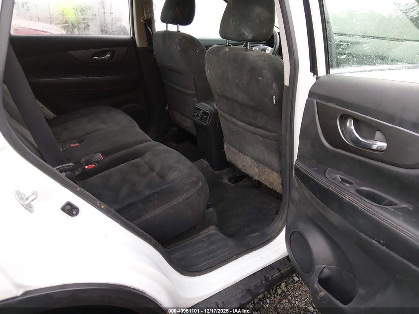 2015 Nissan Rogue S VIN: 5N1AT2MV7FC849168 Lot: 43951101