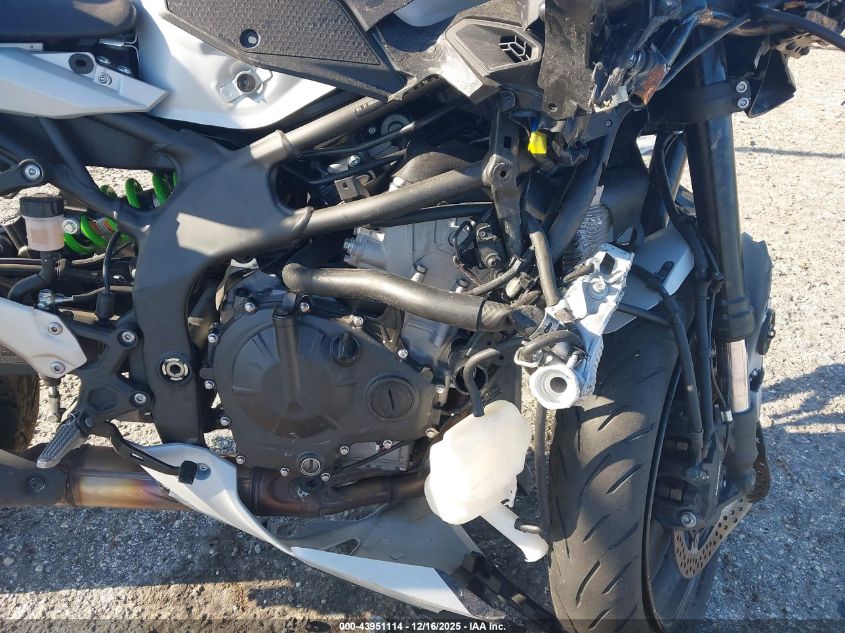 2025 Kawasaki Zx400 S VIN: ML5ZXCS16SDA41378 Lot: 43951114