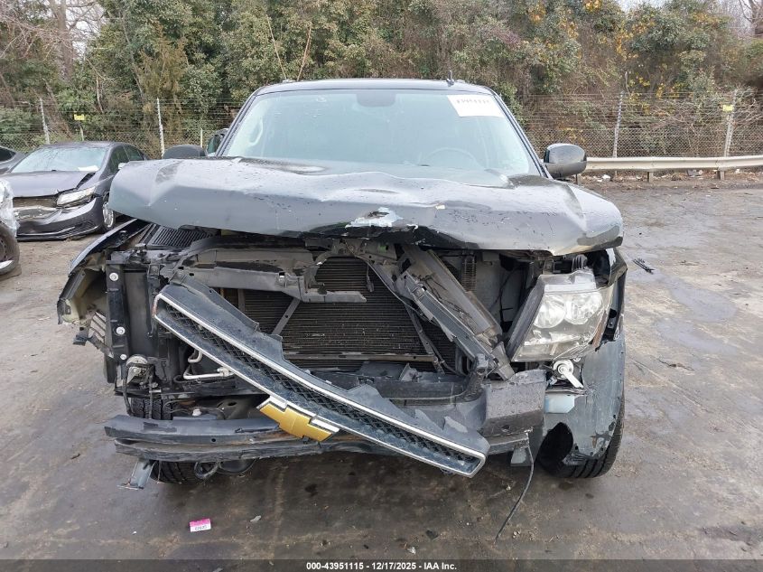 2013 Chevrolet Suburban 1500 Lt VIN: 1GNSKJE75DR284040 Lot: 43951115