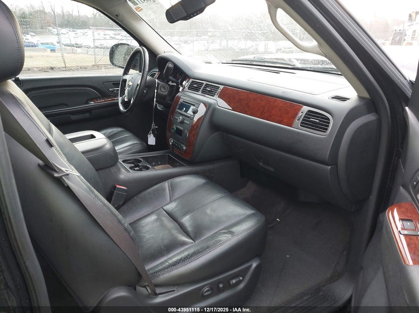 2013 Chevrolet Suburban 1500 Lt