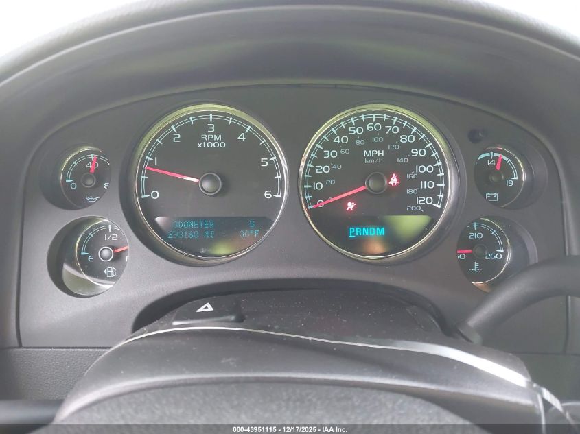 2013 Chevrolet Suburban 1500 Lt VIN: 1GNSKJE75DR284040 Lot: 43951115