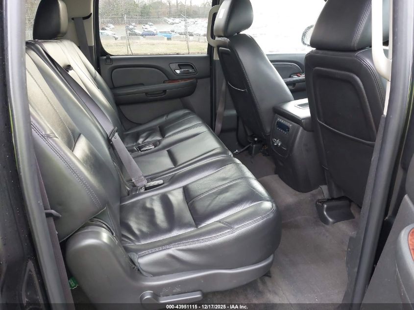 2013 Chevrolet Suburban 1500 Lt VIN: 1GNSKJE75DR284040 Lot: 43951115