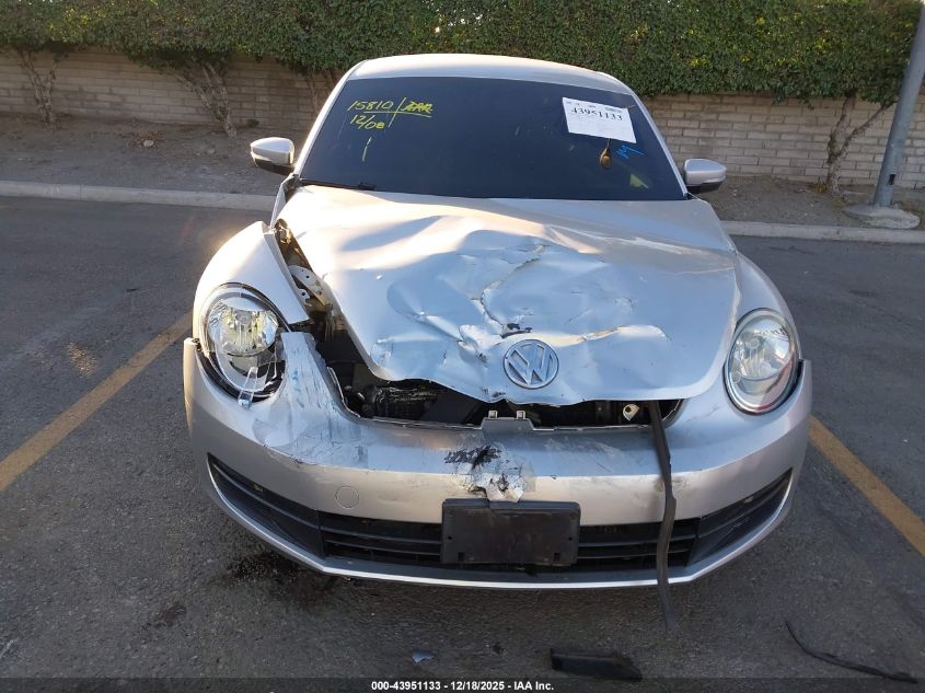 2013 Volkswagen Beetle 2.5L VIN: 3VWJP7AT4DM605818 Lot: 43951133