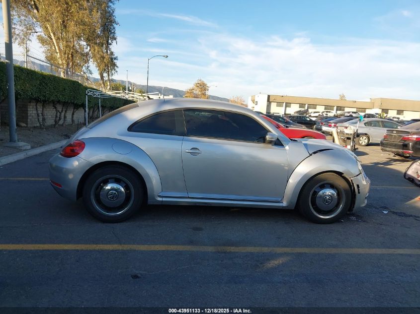 2013 Volkswagen Beetle 2.5L VIN: 3VWJP7AT4DM605818 Lot: 43951133