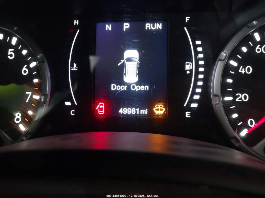 2021 Jeep Renegade Jeepster 4X4 VIN: ZACNJDAB7MPM30857 Lot: 43951200