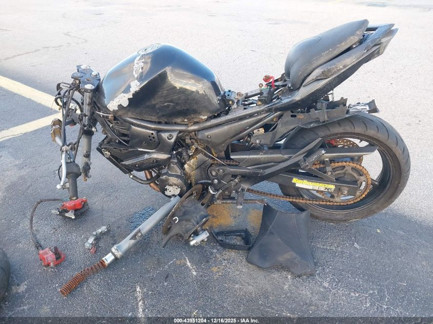 2009 Yamaha Fz6 R VIN: JYARJ18E49A002458 Lot: 43951204