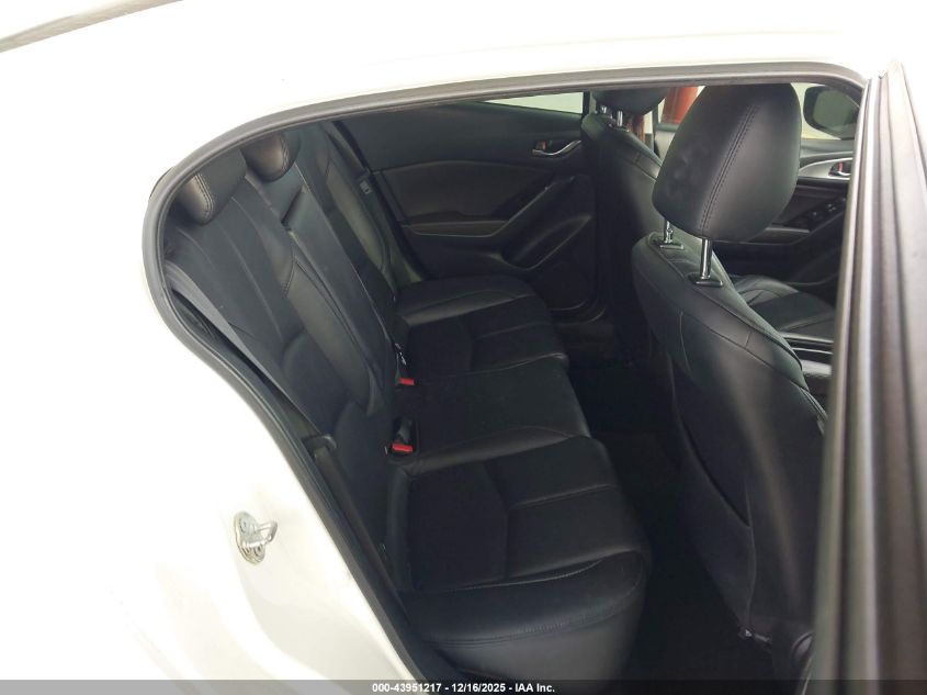 2018 Mazda Mazda3 Touring VIN: 3MZBN1V30JM159051 Lot: 43951217