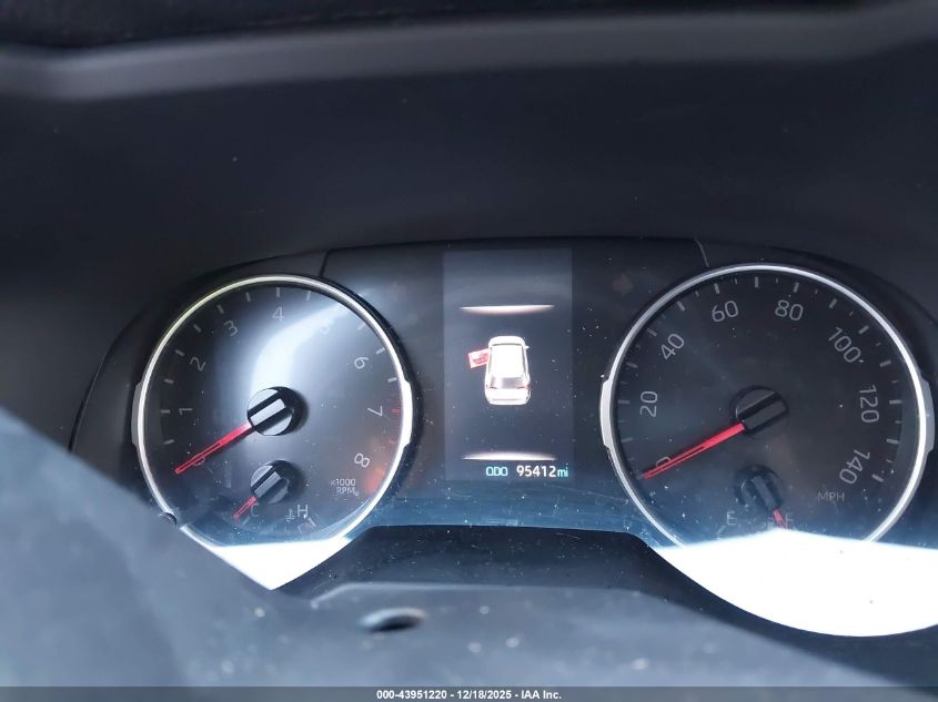 2019 Toyota Rav4 Le VIN: JTMK1RFVXKD512888 Lot: 43951220