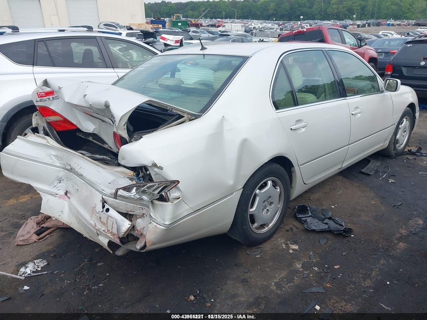 2002 LEXUS LS 430 auction photo 4
