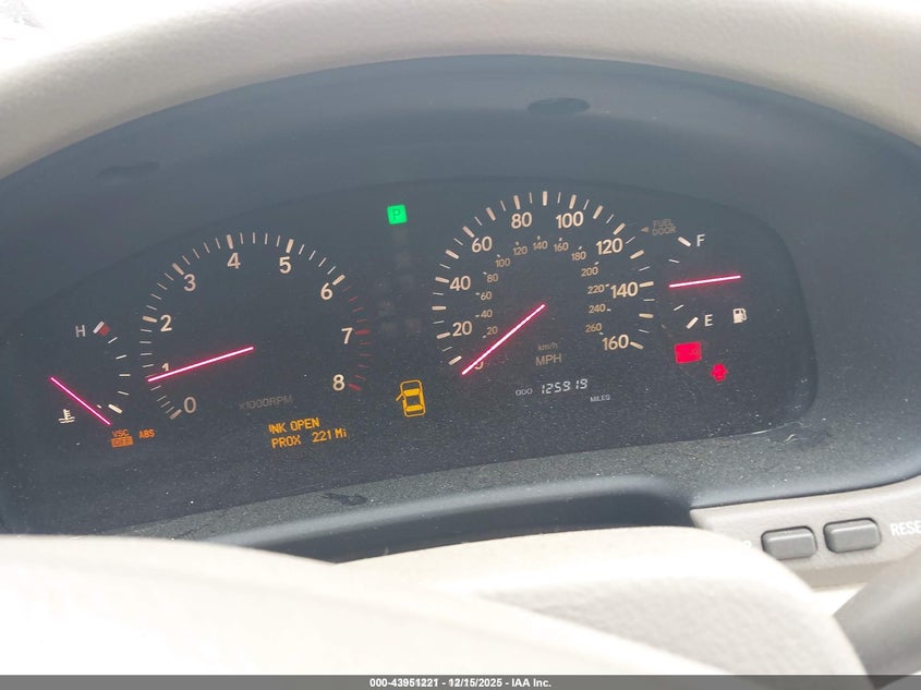 2002 LEXUS LS 430 auction photo 7
