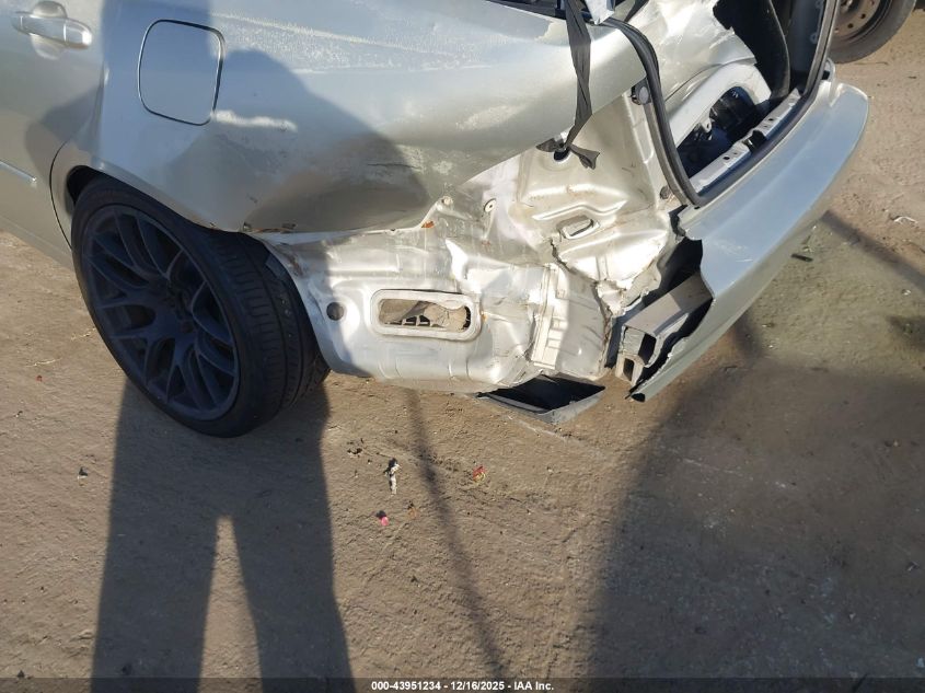 2002 Lexus Is 300 Base W/5-Speed Manual VIN: JTHBD192820057510 Lot: 43951234