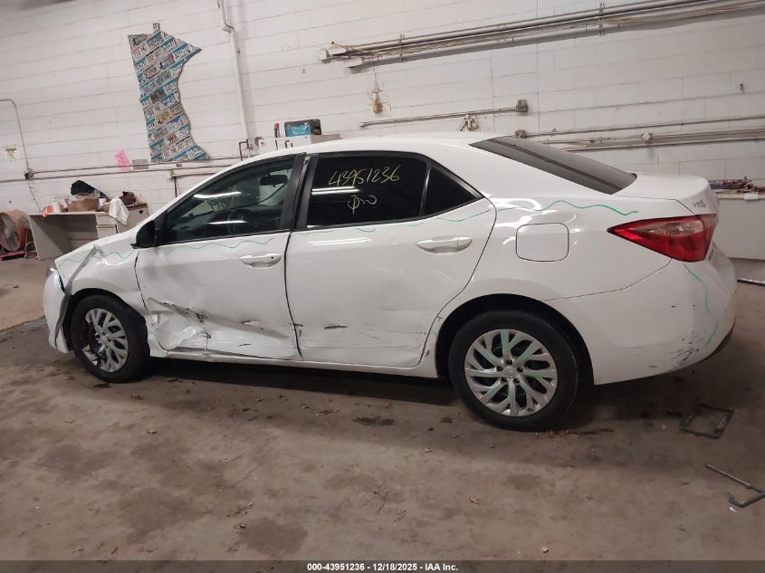 2018 Toyota Corolla Le VIN: 5YFBURHE6JP818230 Lot: 43951236