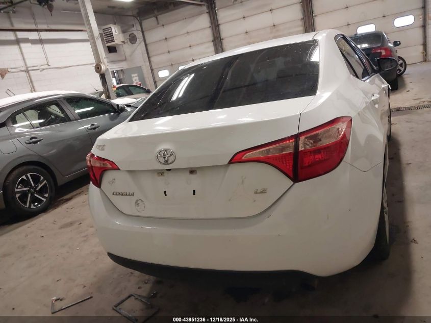 2018 Toyota Corolla Le VIN: 5YFBURHE6JP818230 Lot: 43951236