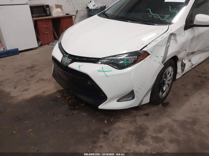 2018 Toyota Corolla Le VIN: 5YFBURHE6JP818230 Lot: 43951236