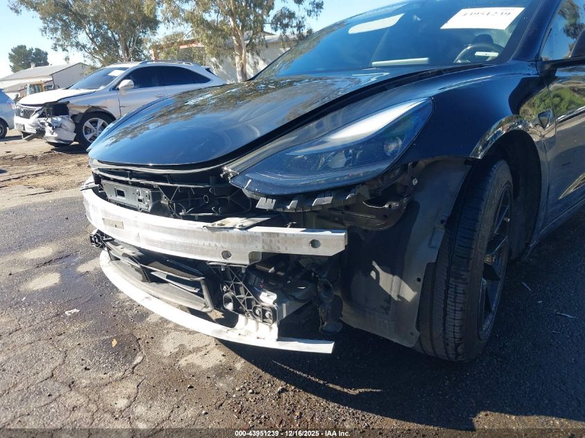 2022 Tesla Model 3 Rear-Wheel Drive VIN: 5YJ3E1EA9NF323462 Lot: 43951239