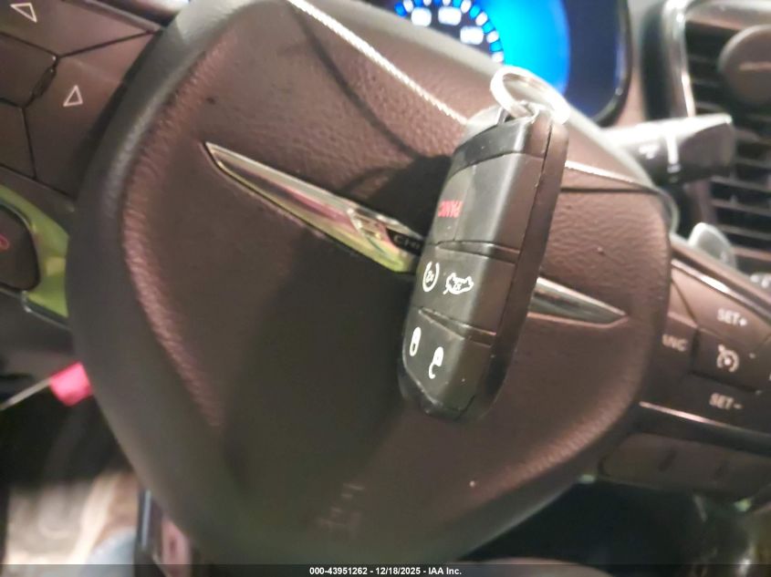 2015 Chrysler 200 S VIN: 1C3CCCBG0FN634098 Lot: 43951262