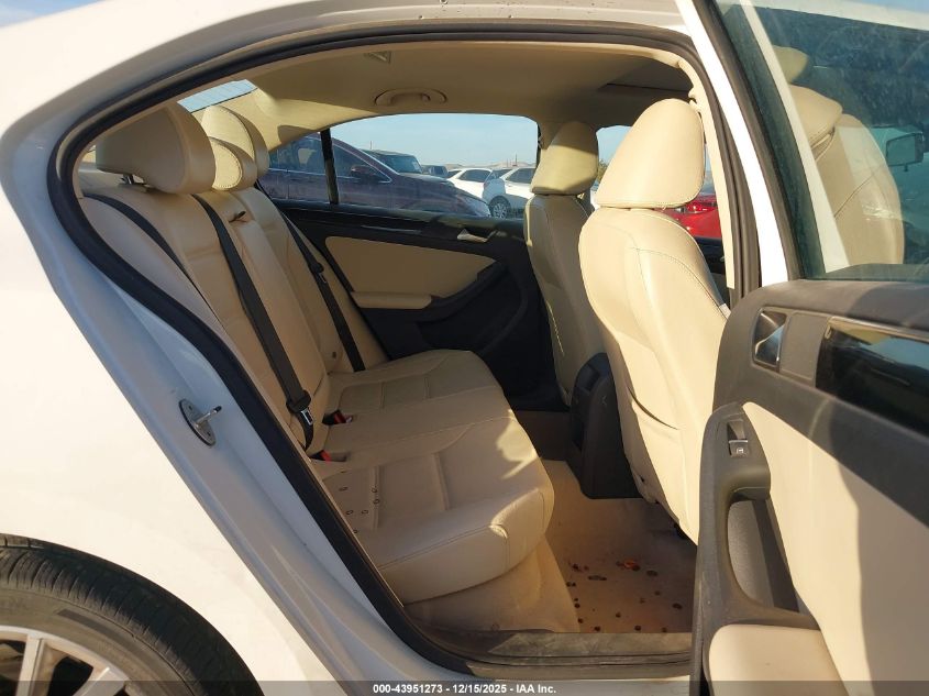 2016 Volkswagen Jetta 1.8T Sel VIN: 3VWL17AJ6GM379598 Lot: 43951273