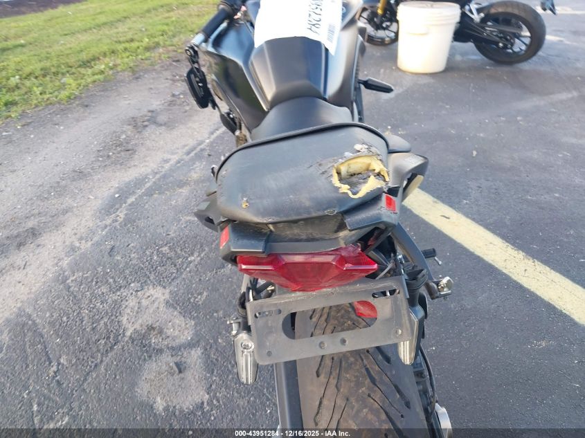 2022 Yamaha Mt07 VIN: JYARM32E4NA003891 Lot: 43951284