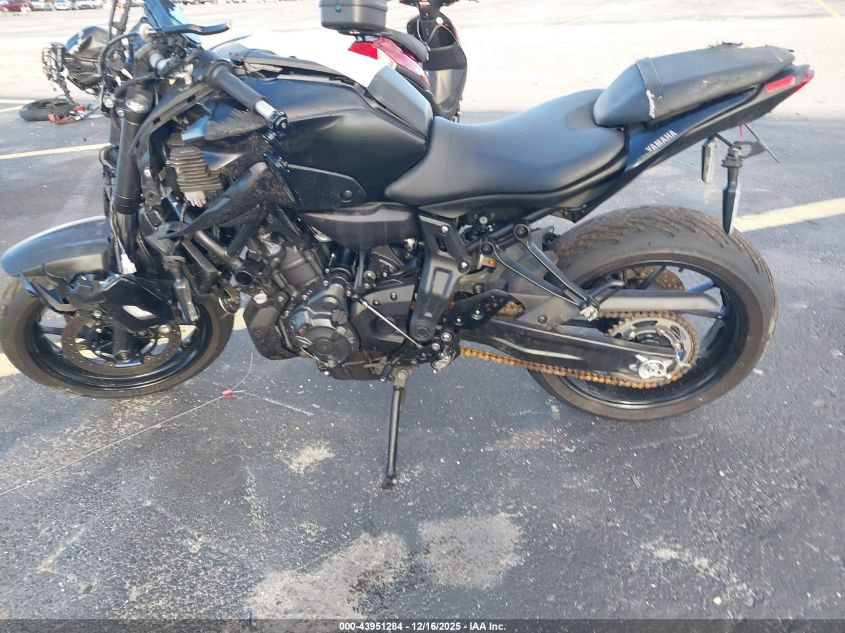 2022 Yamaha Mt07 VIN: JYARM32E4NA003891 Lot: 43951284