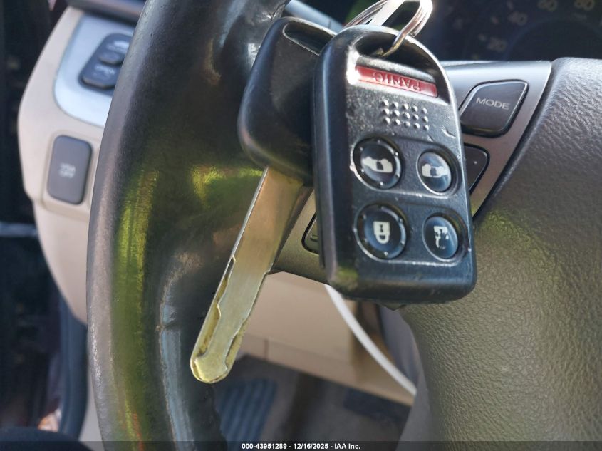 2008 Honda Odyssey Ex-L VIN: 5FNRL38638B405307 Lot: 43951289