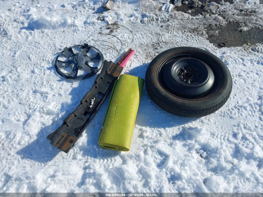 2010 Toyota Camry Le VIN: 4T4BF3EK5AR043733 Lot: 43951294