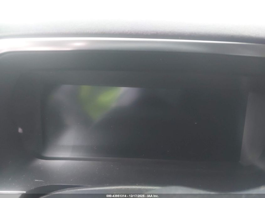 2022 Ford F-150 Platinum VIN: 1FTFW1E53NFB87144 Lot: 43951314