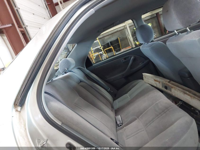 2001 Toyota Camry Ce VIN: 4T1BG22K01U015098 Lot: 43951359