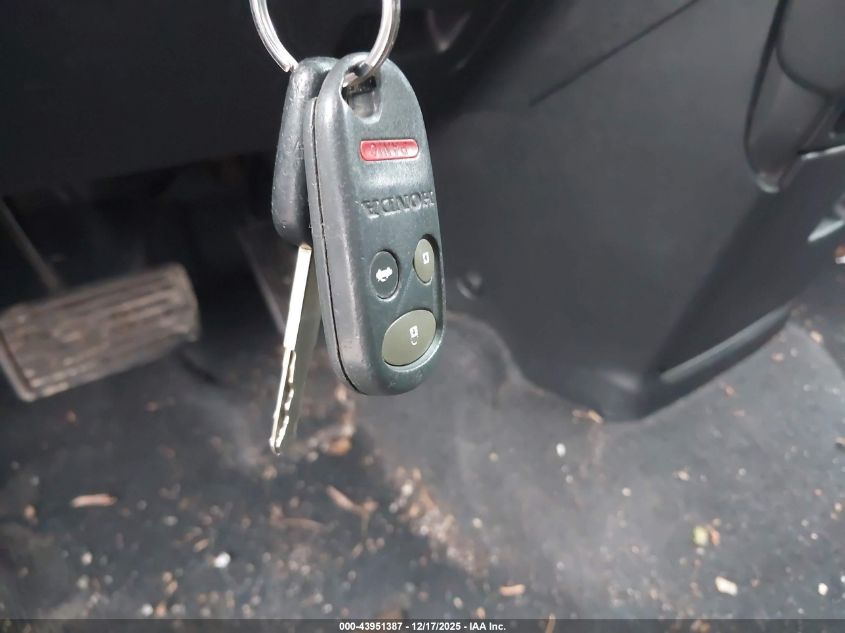 2004 Honda Cr-V Ex VIN: SHSRD78884U221148 Lot: 43951387