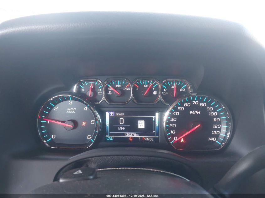 2018 Chevrolet Suburban Premier VIN: 1GNSCJKCXJR192187 Lot: 43951398