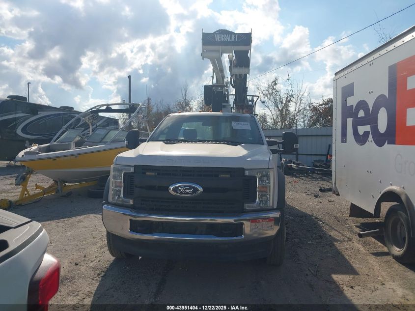 2019 Ford F-550 Chassis - 1FDUF5HY9KDA16342
